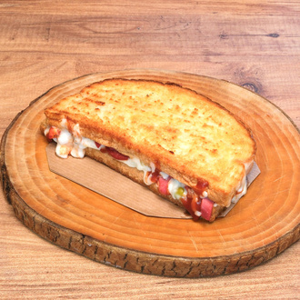 Peynirli Tost görseli