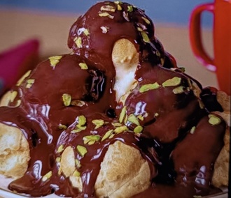 Antep Fıstıklı Profiterol (250 Gr.) (3 Top) görseli