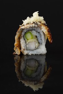 565. Special 16 - Unagi, Ebi Tempura Roll görseli