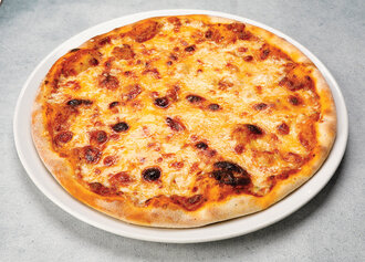 Üç Peynirli Pizza görseli