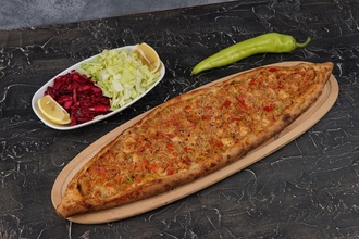 Tavuklu Pide görseli
