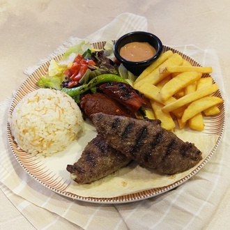 Kaşarlı Izgara Köfte görseli