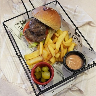 Köfte Burger görseli