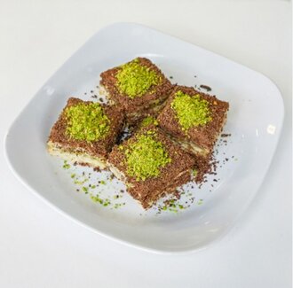 Sütlü Antep Fıstıklı Soğuk Baklava (10 Adet) görseli