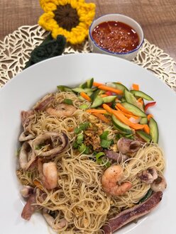 Bihun Goreng Seafood Indonesian Rice Noodle görseli