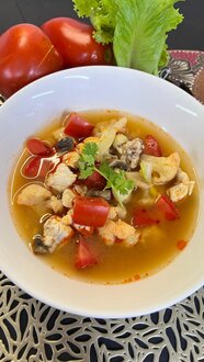 Tom Yam Chicken görseli