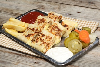 Arabi Kaşarlı Tavuk Döner görseli