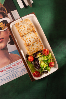 Sarımsaklı Ekmek görseli