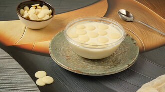 Beyaz Çikolatalı Muhallebi görseli