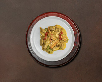 Köri Soslu Tavuk görseli