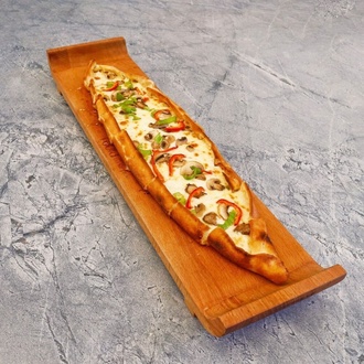 Kaşarlı Mantarlı Sebzeli Pide görseli