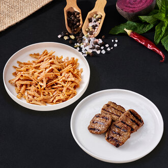 Izgara Köfte Ve Tereyağlı Erişte görseli