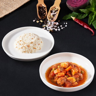 Sebzeli Sulu Köfte Ve Tereyağlı Pirinç Pilavı görseli