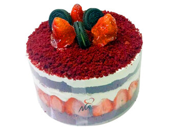 Çilekli Mois Pasta (8 Kişilik) görseli