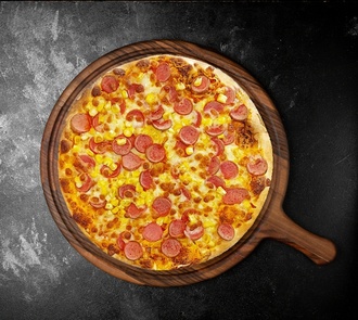 Sosisli Pizza (Büyük) görseli