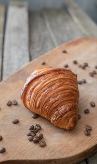 Sade Kruvasan görseli