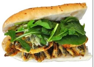 Ekmek Arası Hamsi görseli