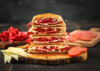 Gurme Sucuklu Yumurtasız Atom Tost görseli