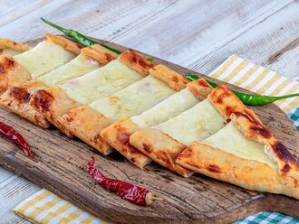 Kaşarlı Pide görseli