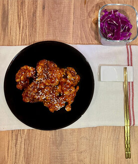 Yangnyum Chicken görseli