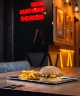 Truffled Cheeseburger görseli