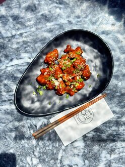 Dakgangjeong Chicken görseli