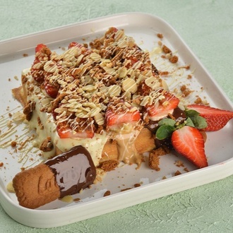 Triple Chocolate Waffle görseli