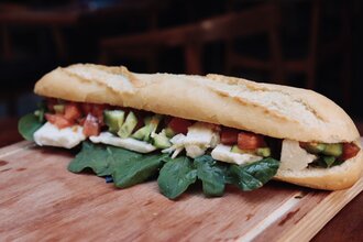 Ezine Peynirli Anne Sandviçi görseli