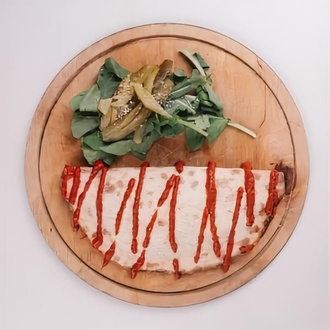 Pastırmalı Sucuklu Calzone Pizza görseli