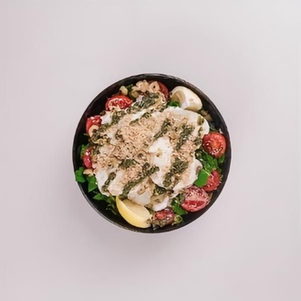 Suda Mozzarella Peynirli Salata görseli
