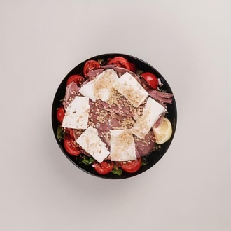 Füme Etli Salata görseli