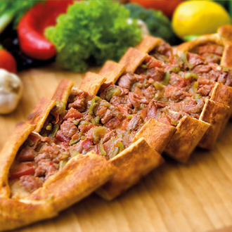 Kuşbaşılı Pide görseli