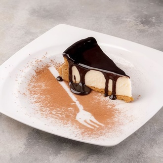 Çikolatalı Cheesecake (Orta Boy) görseli