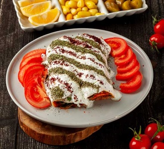 Yoğurtlu Et Tantuni Dürüm görseli