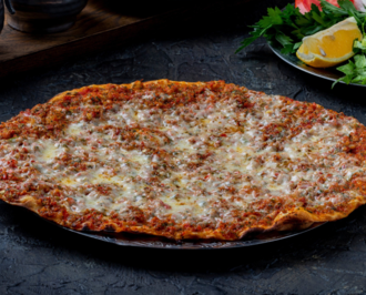 Kaşarlı Lahmacun görseli