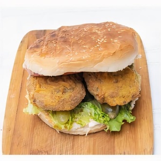 Schnitzel Burger (Vegan) görseli