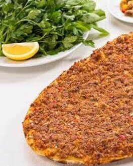 Etli Lahmacun görseli