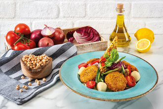 Falafel Salata / Falafel Salad görseli