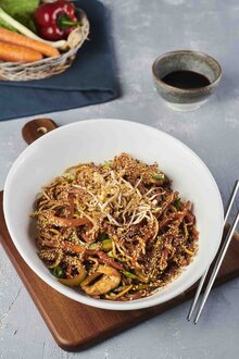 Noodle Tavuklu / Chicken Noodle görseli