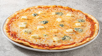 Dört Peynirli Pizza / Four-cheese Pizza görseli