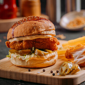 Çıtır Tavuk Burger Acılı görseli