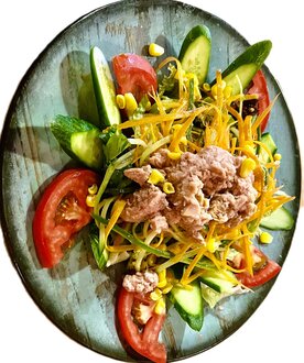 Ton Balıklı Salata görseli