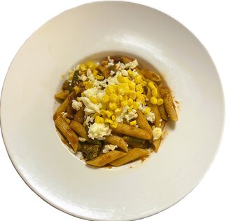 Acılı Sebzeli Penne Makarna görseli