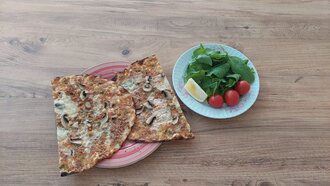 2 Adet  Kaşarlı Mantarlı Lahmacun görseli