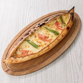 Kaşarlı Sebzeli Pide görseli