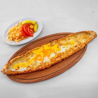 Yumurtalı Kaşarlı Pide görseli