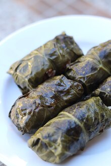 Kara Lahana Sarması görseli