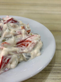 Yoğurtlu Biber Tarator görseli