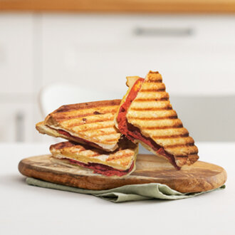 Sucuklu Tost görseli