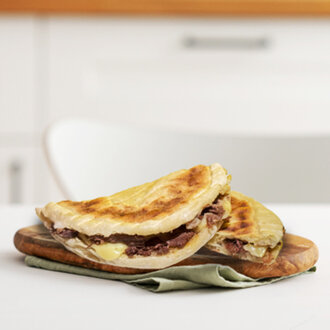 Kavurmalı Tost görseli